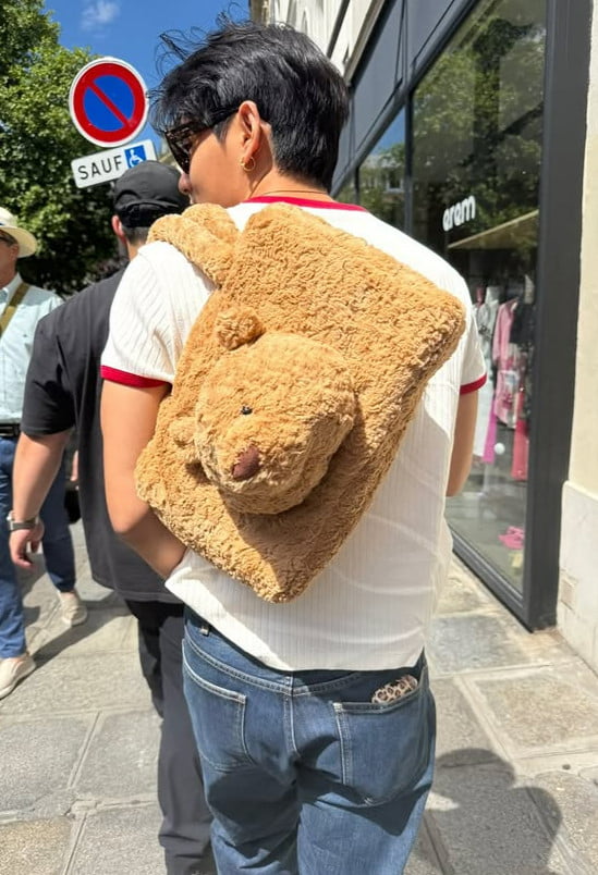 사진=뷔 SNS