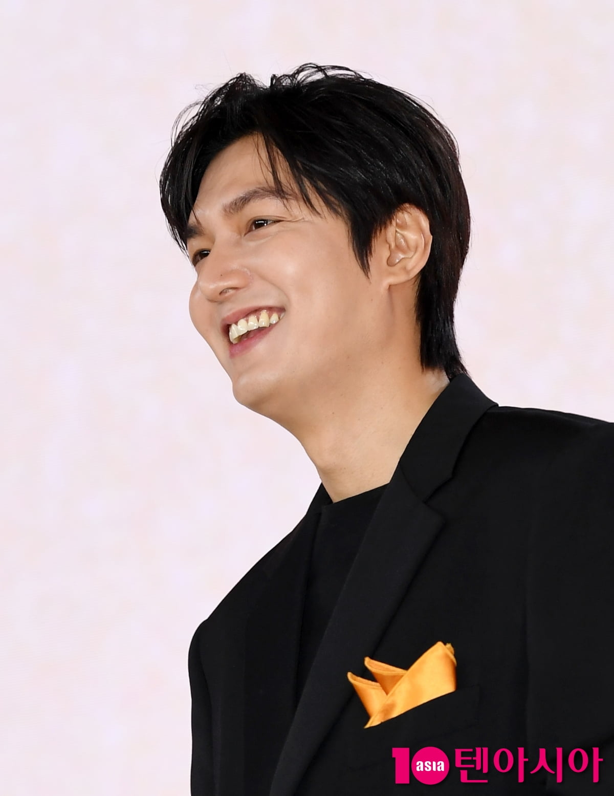 이민호, 오늘도 멋짐...여심 사로잡는 미소[TEN포토+]