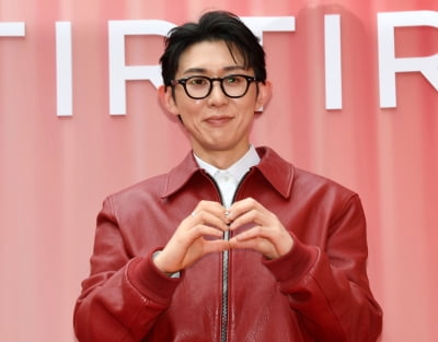 코쿤 "굶주리던 시절 작업료 10배 입금"…방송서 전한 개코 미담 ('라이브 와이어')