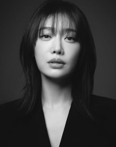 '학폭 의혹' 끝낸 김히어라, 새로운 시작…'분위기 여신 강림'