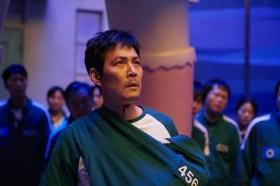 '오징어게임3' 이정재, 줄넘기 장면 456번 뛰었다…"배우들 다리 풀려"