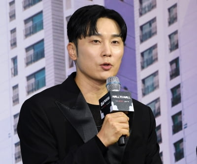 俳優 ソ・ヒョンウ、Netflix映画『84平方メートル』制作報告会に出席