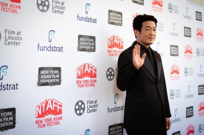 허성태, 美 뉴욕서 레드카펫 섰다…'정보원' 뉴욕아시안영화제 개막작 선정