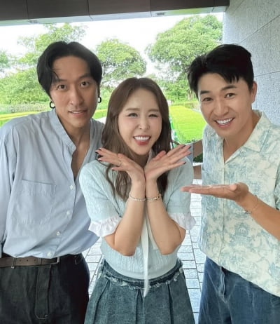 역경 뚫어가는 '문원♥' 신지, 멤버들 곁 더 밝아진 근황