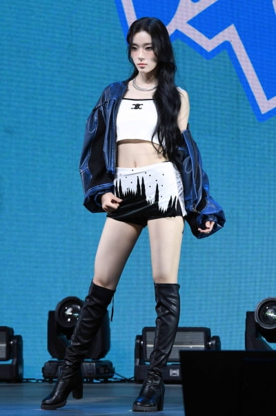 이프아이 카시아, 카리스마 넘치는 리더[TEN포토+]