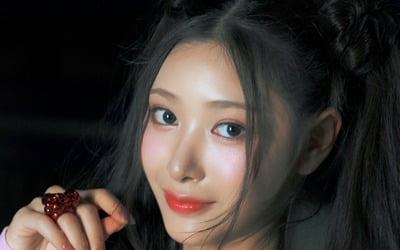 아이오아이 아니고 아이아이아이…AI에서 현실로 온 아이돌, 첫 멤버 베일 벗었다