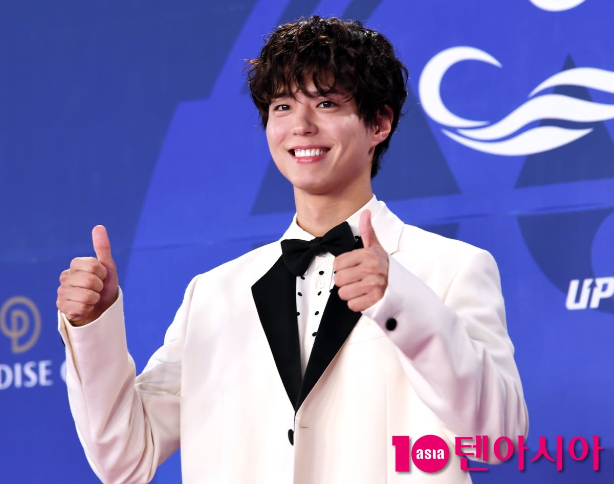 박보검, 인기스타상 수상한 양관식[TEN포토+]