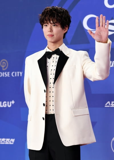 박보검, 인기스타상 수상한 양관식[TEN포토+]