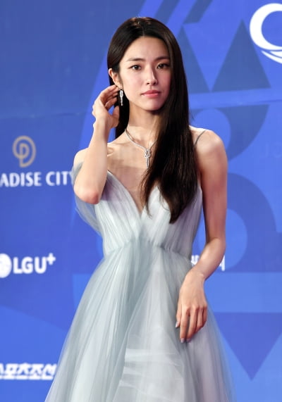 하영, 매혹적인 조폭 간호사[TEN포토+]
