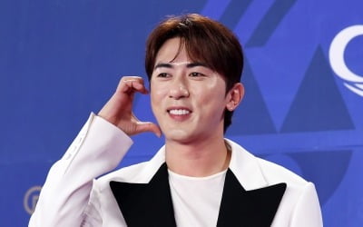 '수상 불발' 김원훈, 결국 무대 난입했다…"받을 거라 확신해서 소감 준비해" ('청룡시리즈어워즈')