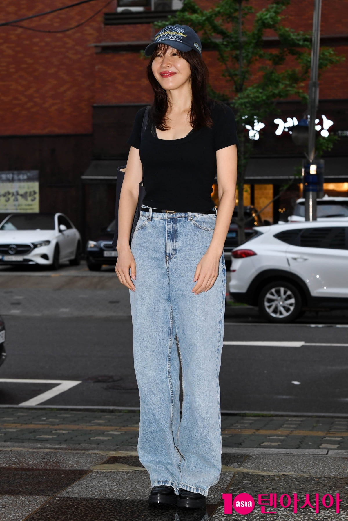 '독수리 5형제 종방연' 엄지원, 마광숙의 러블리 하트 뿅뿅[TEN포토+]