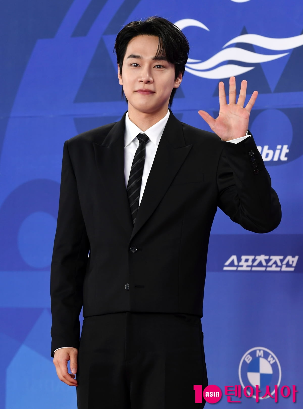 강유석, 레드카펫에 온 은명이[TEN포토]