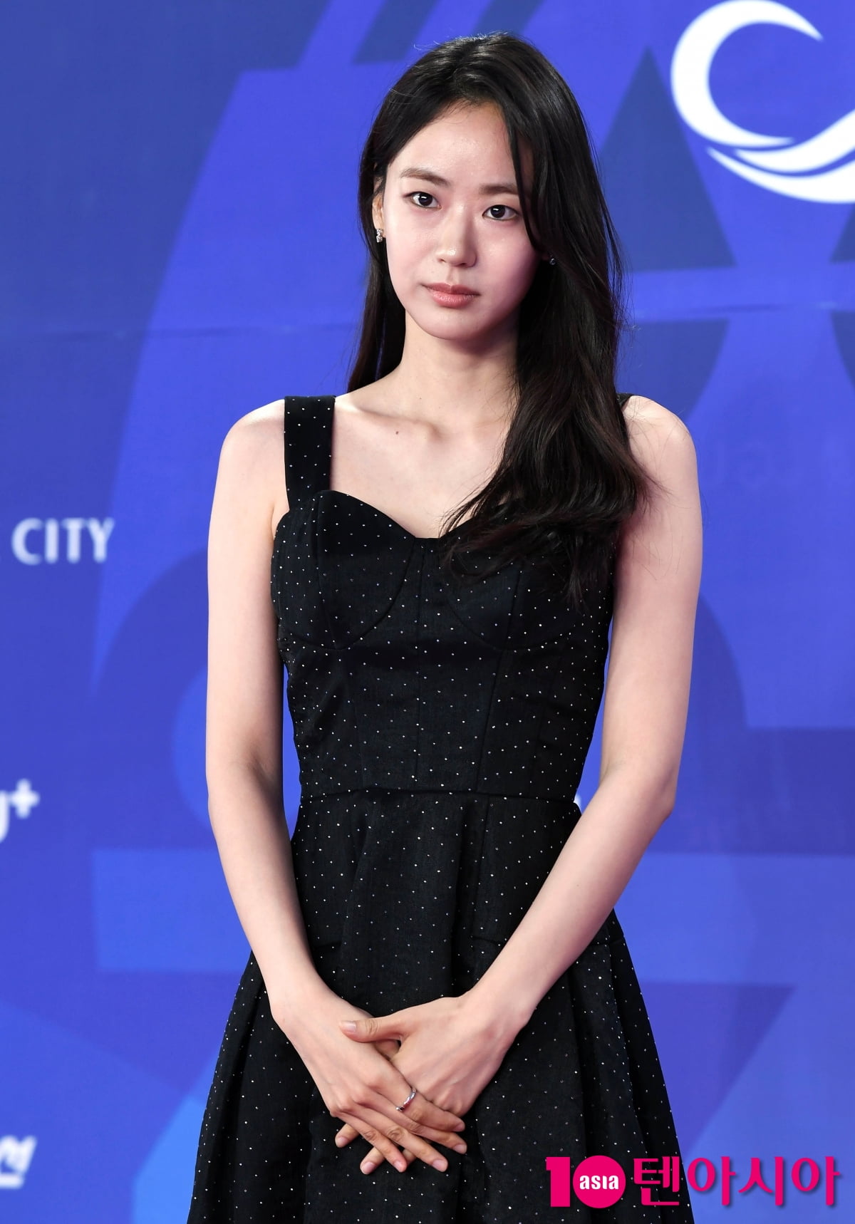 이이담, 청순미 뿌리는 하트[TEN포토]