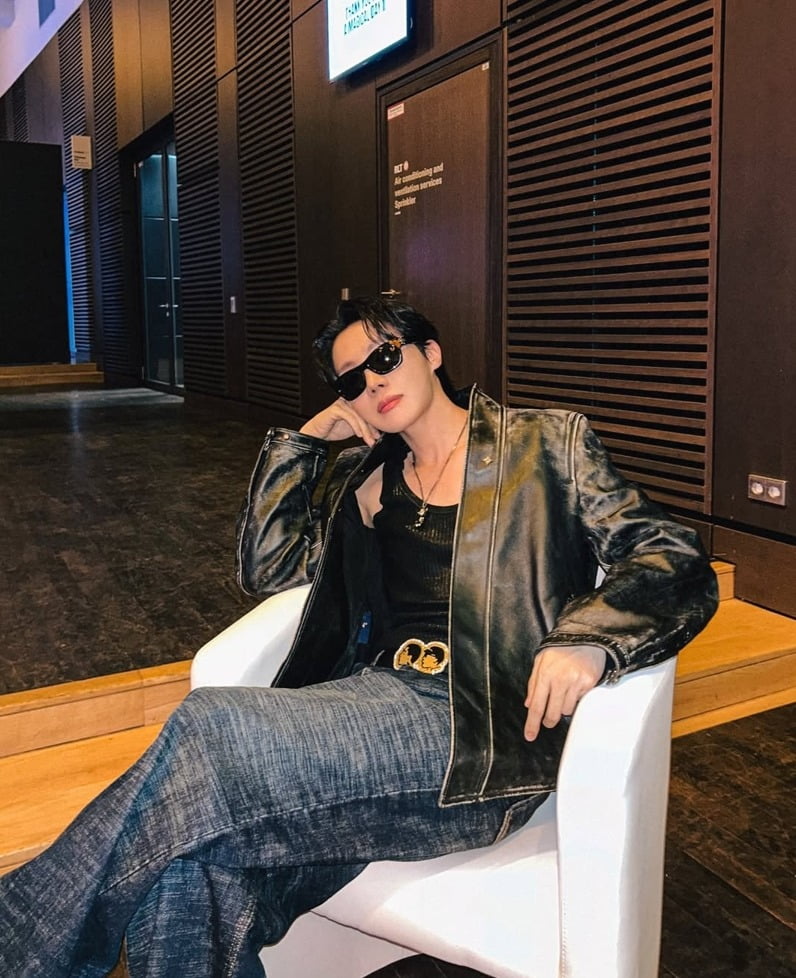 
사진 = 제이홉 인스타그램