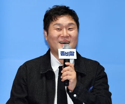 윤경호, 의사·약사에 토르 코스프레까지…"의상에 욕심낸 건 사실"('좀비딸')