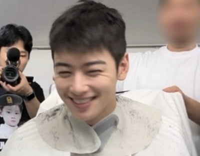 차은우 미모 한 동안 못 본다…오늘(28일) 입대