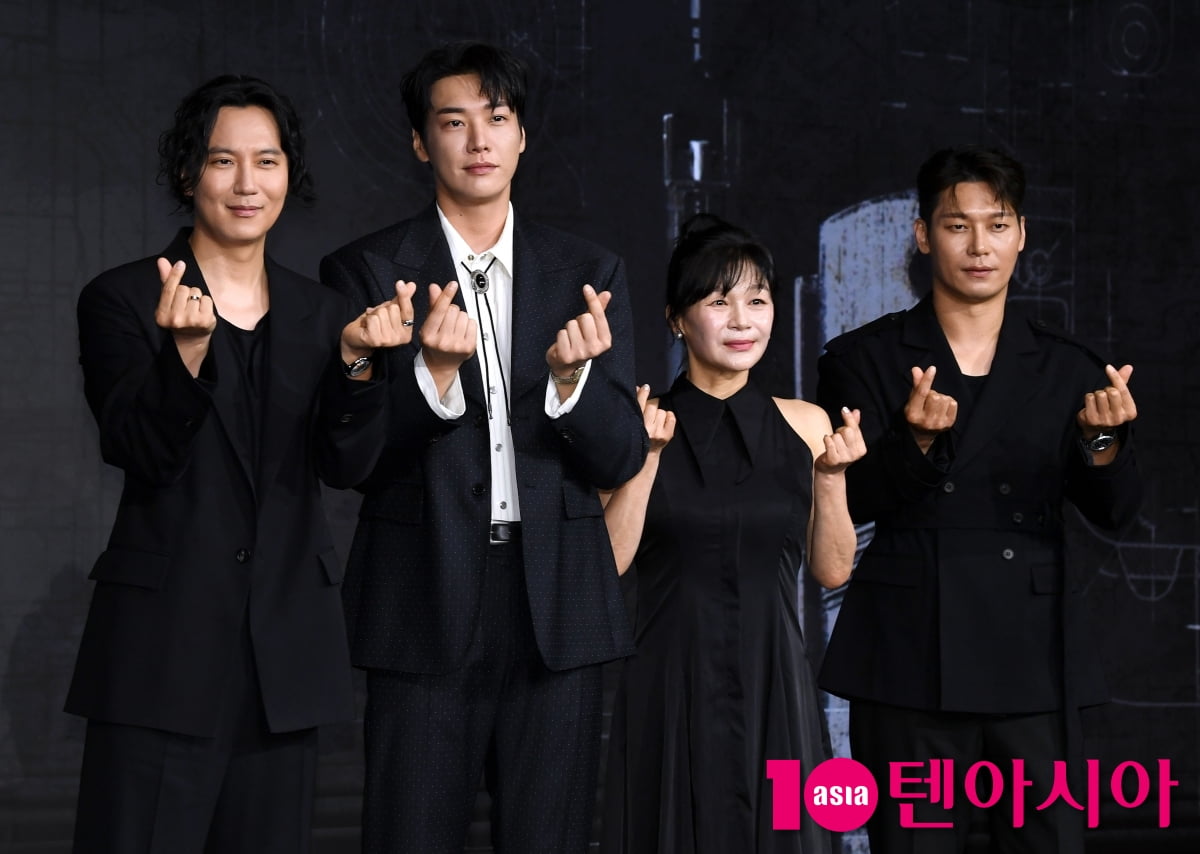 김남길-김영광-박훈-길해연, 하트 날리는 '트리거' 주역들[TEN포토+]