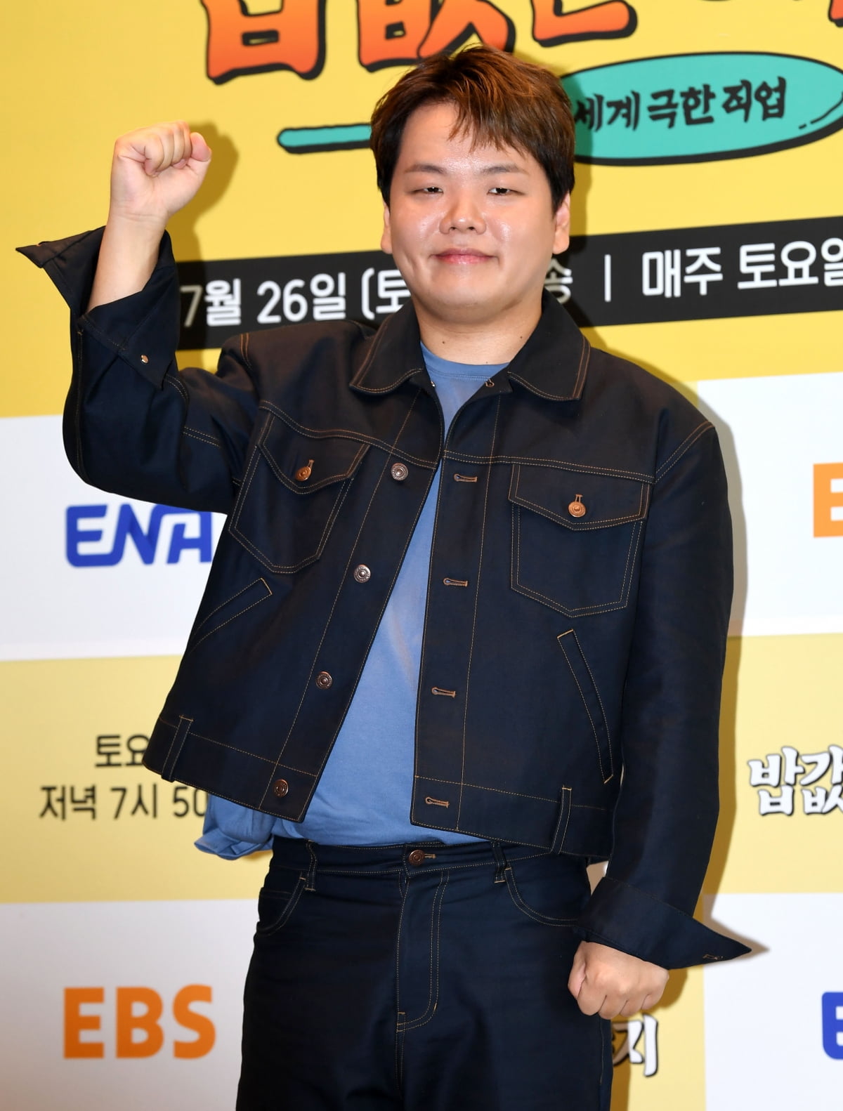 '대세 아조씨' 추성훈, 이름 건 예능에 부담감 컸나…"가족에게도 말 안해" ('밥값은') [종합]