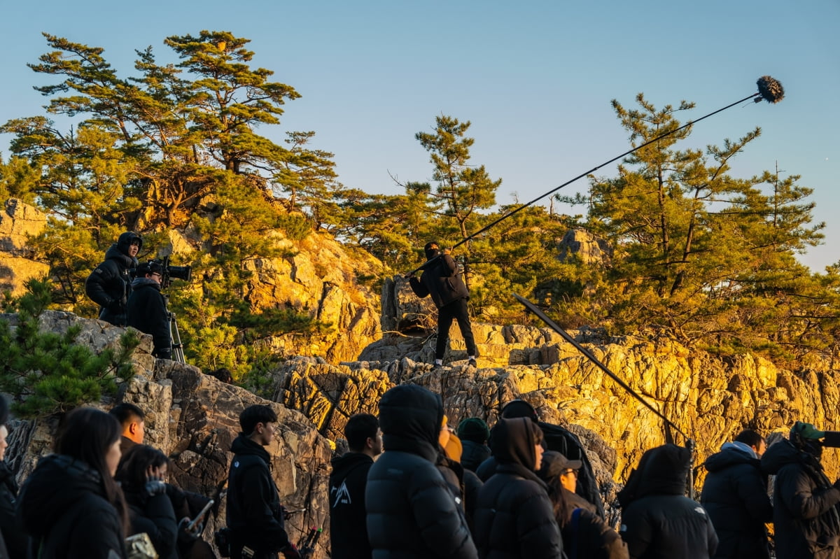 조정석 '좀비딸'에 '부산행·지우학·오겜'까지 다 있다
