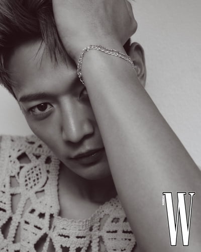 샤이니 민호, '90세' 이순재와 각별한 사이였다…"선생님이 좋다고 하시면 관객도 호응"