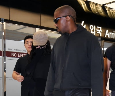 칸예 웨스트(Kanye West), 부인 비앙카 센소리와 함께 내한[TEN포토+]