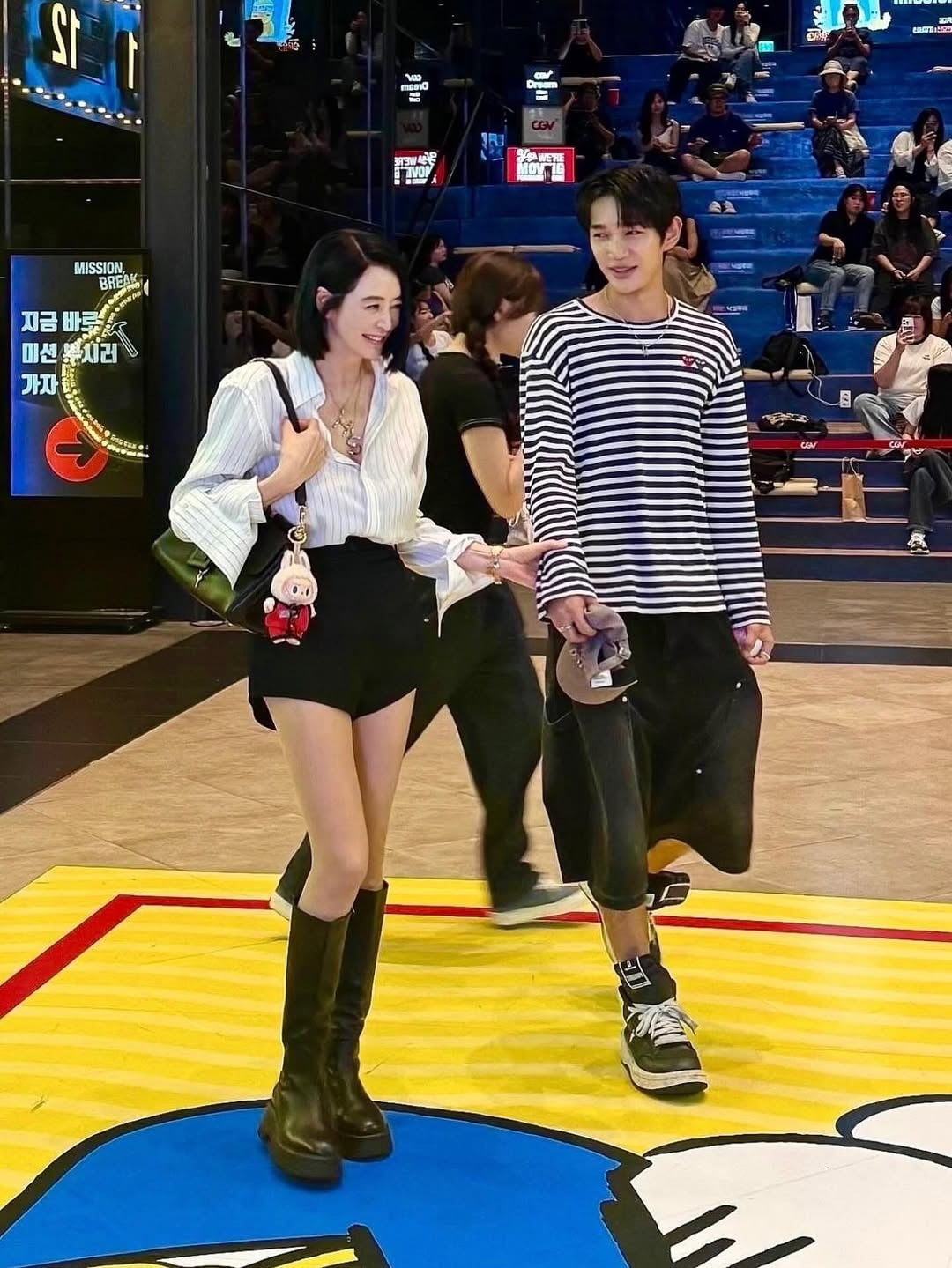 사진 = 김혜수 인스타그램