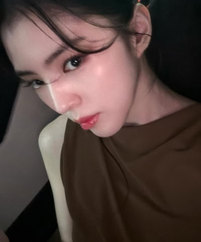 '52억 펜트하우스' 한소희, 그림 같은 비주얼에 '숨이 턱'…조각상 같은 옆태 여신