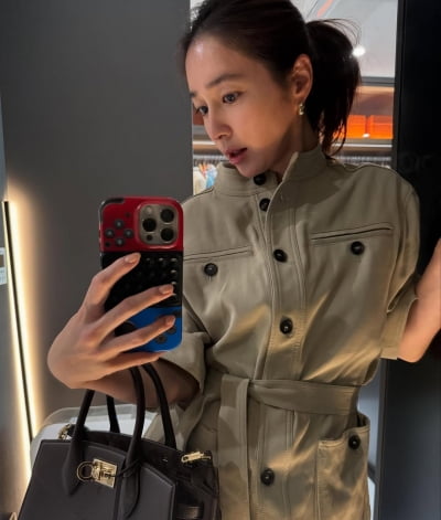 '건물 300억 이병헌♥' 이민정, 더위 속 패딩 입고…'돈 벌기 쉽지 않네'