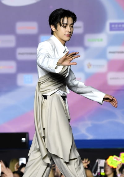 엔하이픈 제이크, 찬란한 비주얼[TEN포토+]