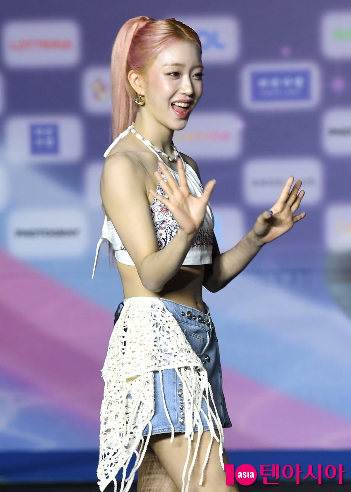 스테이씨 수민, 한줌 허리[TEN포토+]