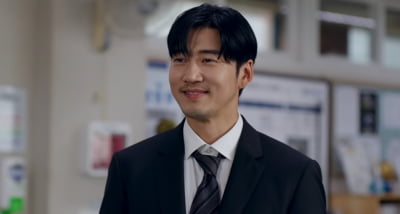 '5살 연하 CEO♥' 윤계상, 또 일냈다…자체 최고 시청률→안방 컴백 2년 만에 겹경사 ('트라이')
