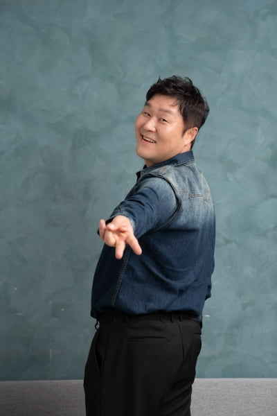 윤경호 "이건 모함"…'동갑내기' 김남길의 공식석상 발언에 해명 [인터뷰③]