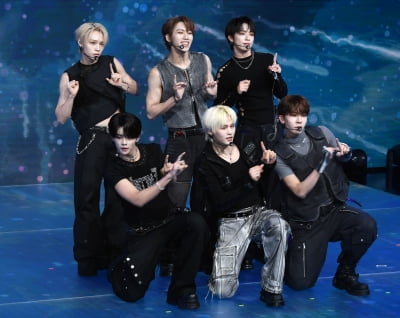 세븐투에잇, 타이틀곡 'PDSR'로 데뷔 했어요[TEN포토+]