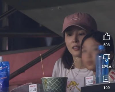 한혜진♥기성용 딸, 우연히 중계화면에 포착…"콧대부터 눈매까지 붕어빵"