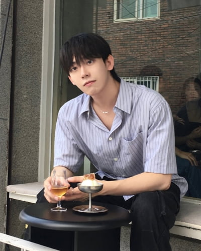 '카이스트 출신' 유명 연예인, CC 몇번 했냐는 질문에…"자연수고 짝수, 소수는 아냐" ('홈즈')