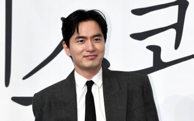 이진욱, 변호사 되더니 변했다…"왜 이렇게 말을 잘하냐고" ('에스콰이어')
