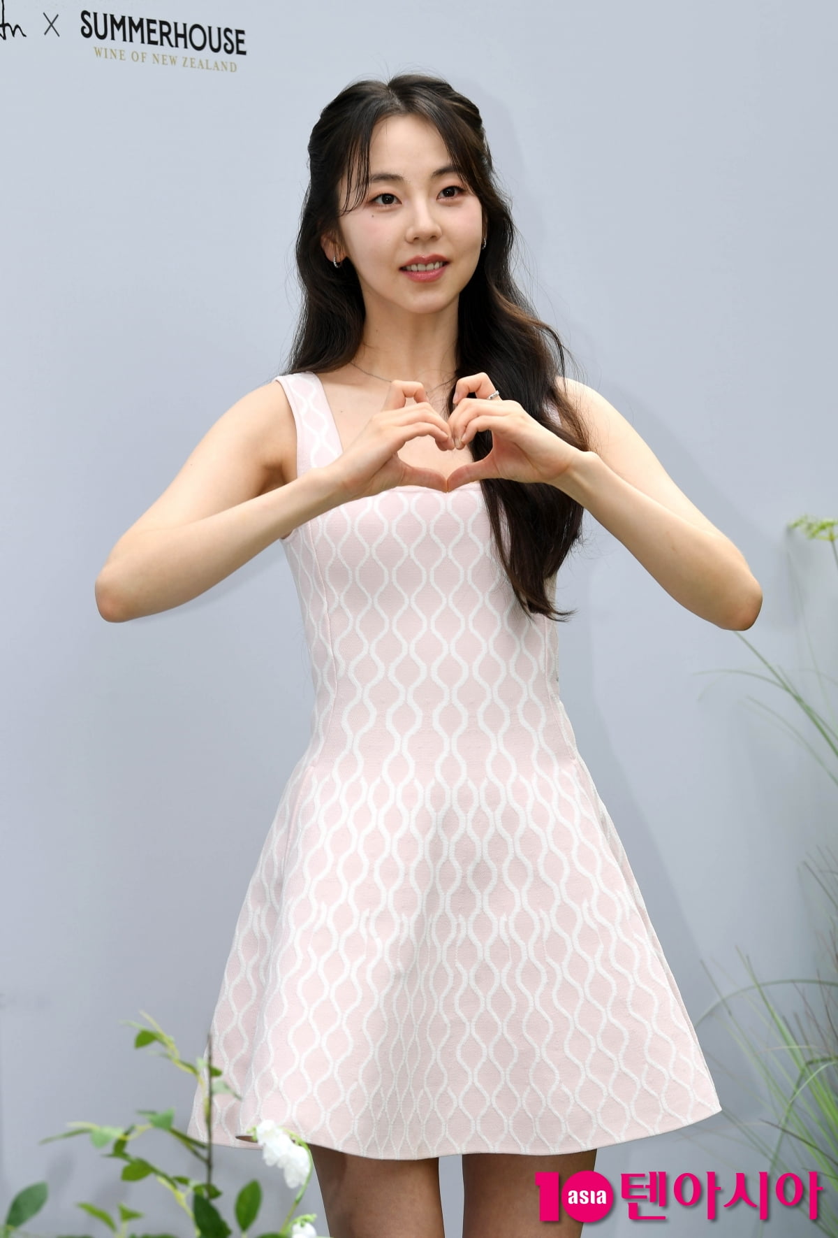 안소희, 뒤돌아보면 심쿵...상큼한 꽃미소[TEN포토+]
