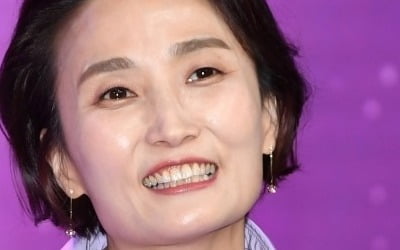 '46세' 박경림, 결국 빈혈 왔다…13살 연상 女선배 때문, "냉·온탕 오가" ('4인용식탁')