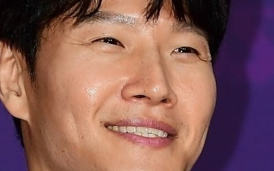 '9월 결혼' 김종국, ♥여친 한정 애교쟁이였다…"밖에서는 안 해" ('옥문아')