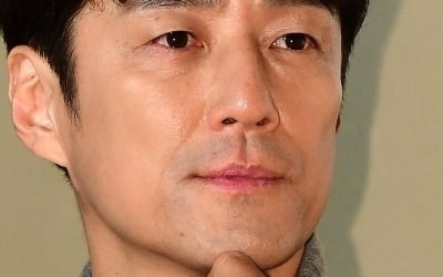 '54세' 지진희, 황조지는 어쩌고…의외의 친분 밝혔다 "연예계에 별로 없어" ('틈만나면')