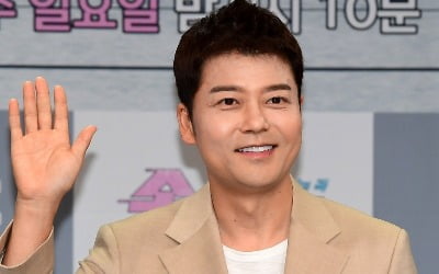 전현무, 3000평 개 유치원 운영 접었다…레이 "잊지 못할 추억" ('개호강')