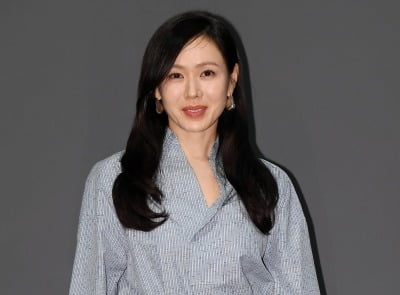 손예진, ♥현빈과 육아 일상 공유…"아빠가 제일 고생했어"