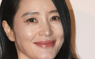 '54세' 김혜수, 무례 논란 불거졌다…"저렇게 버릇없는 사람 아닌데" ('미우새')