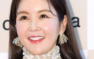 '한창♥' 장영란, 눈 성형만 4번 했다더니…"수술 후 남자들이 다 쫓아올까봐 걱정" ('하지영')