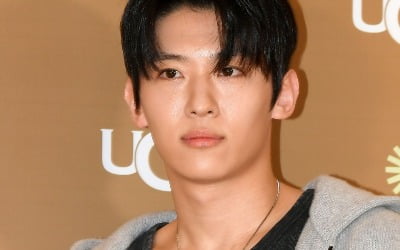 [공식] 덱스, '연기력 논란' 2주 만에 깜짝 소식 알렸다…라이브로 시청자와 첫 소통 ('아이쇼핑')
