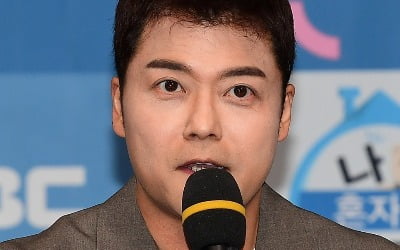 전현무, 이혜성과 결별 3년 만에…"난 호구였다, 가방·패딩 다 사줘" 고백 ('사당귀')