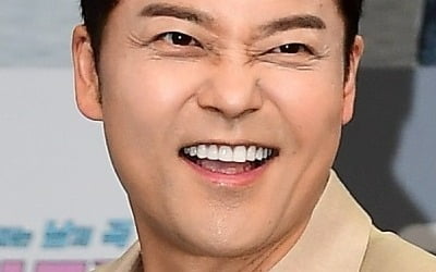 '연수입 40억' 전현무도 인정했다…300평 대저택에 "다 이유 있어" ('이유있는건축')