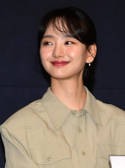 데뷔 11년차 주연급 배우인데…원진아, 지적 받았다 "목소리 바꾸라고" ('전현무계획')