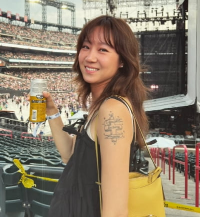 "우리껀 언제 공개해"…공효진, 먼저 개봉한 '좀비딸'에 불만 표출