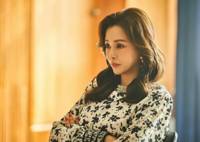 '8월 중순 출산' 이하늬, 만삭 몸으로 1등석 앉아 '재벌 냄새' 풀풀